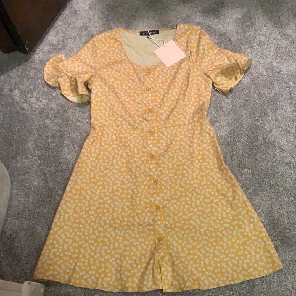 Kittenish dress